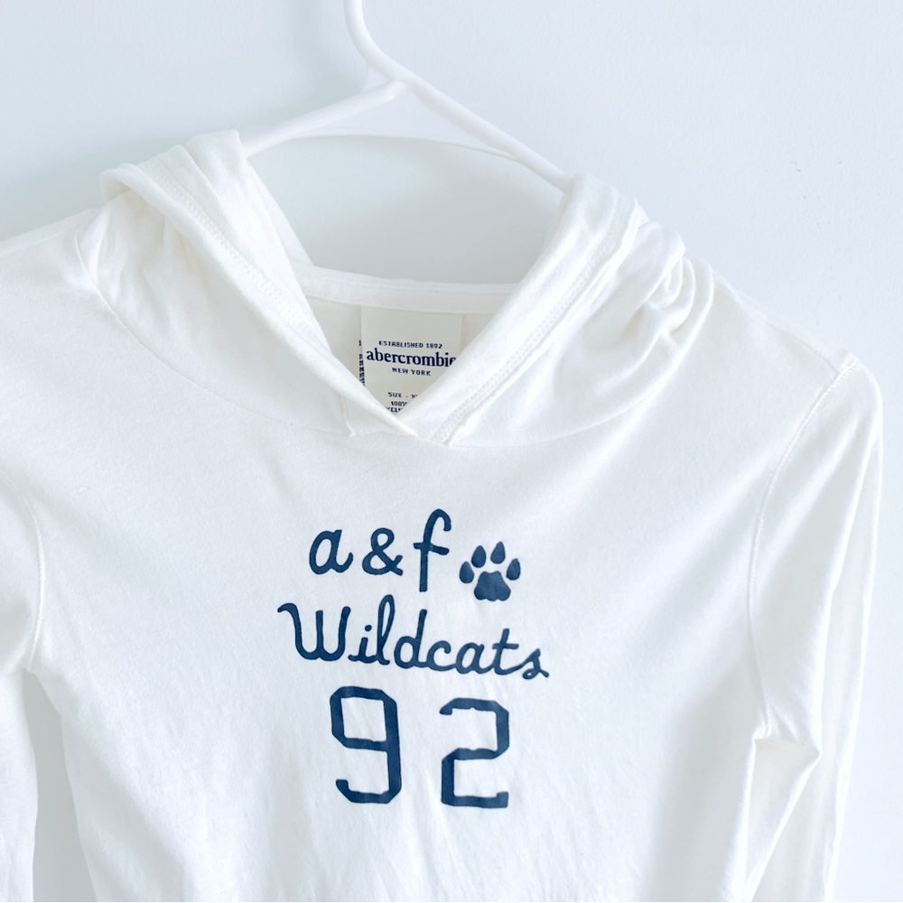 Abercrombie and Fitch Girl White Wildcat Cotton Sweatshirt Hoodie A&F - Picture 2 of 5